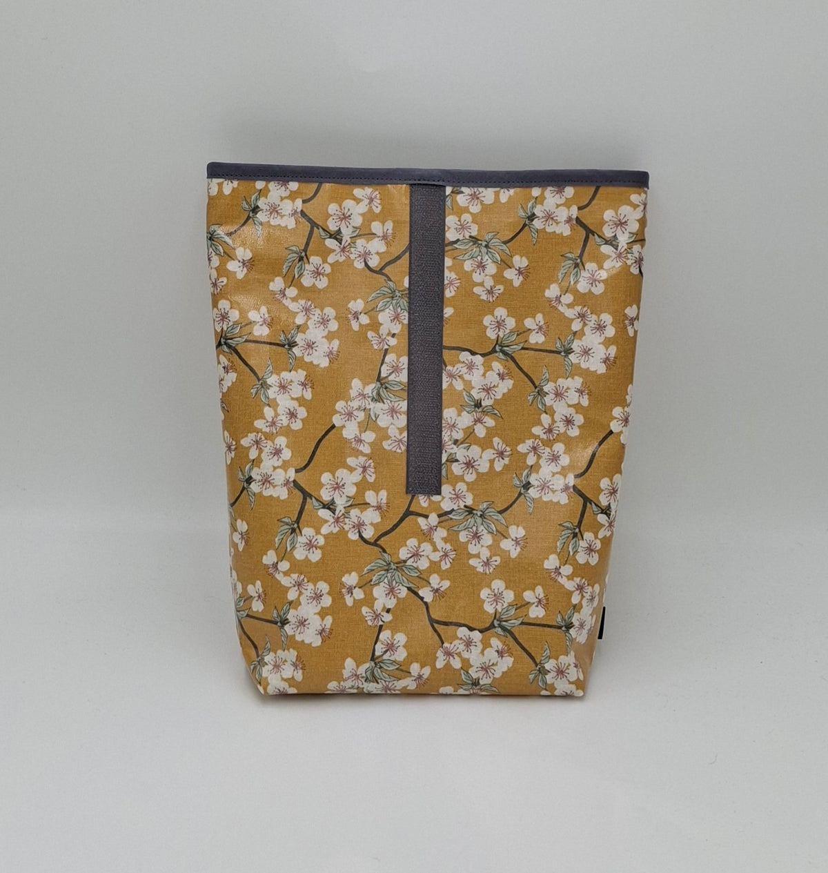 Lunchbag Kirschblüten gelb