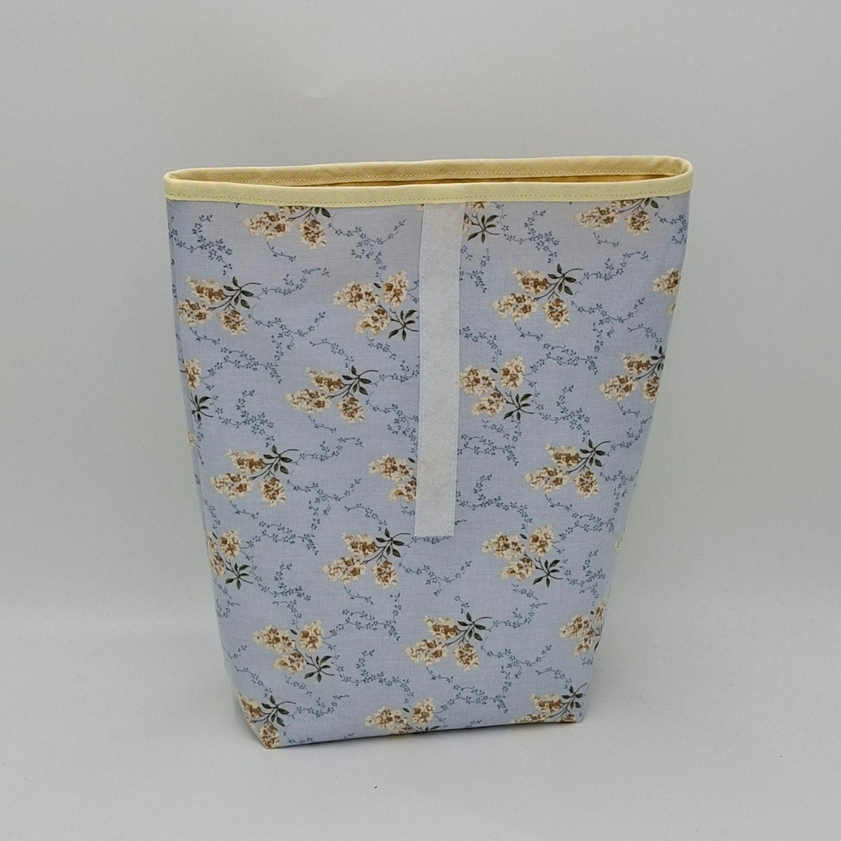 Lunchbag Blüemli hellblau gelb