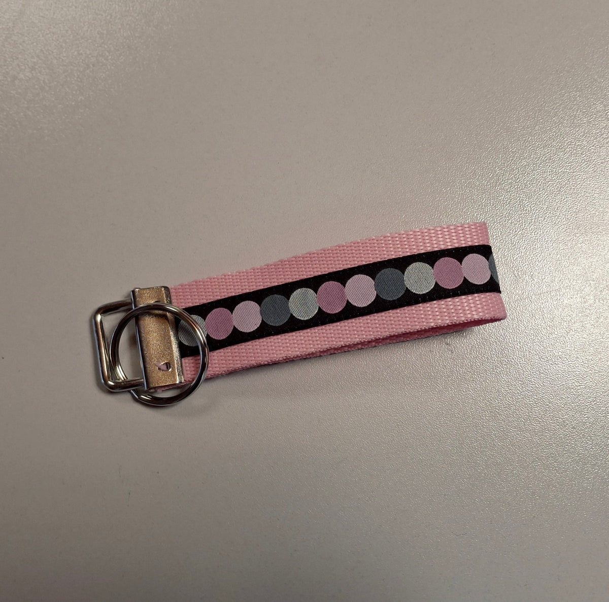 Schlüsselanhänger rosa Punkte