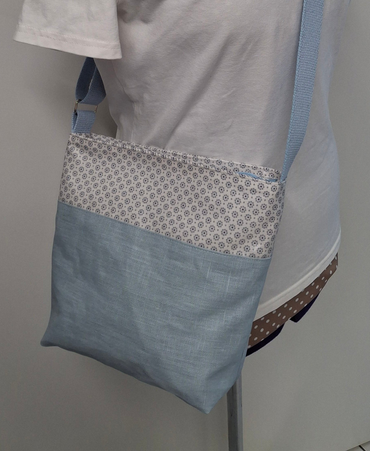 Tasche hellblau klein