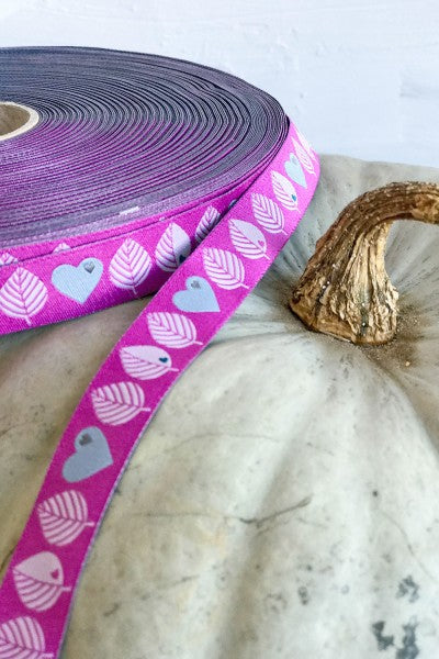 Bätter und Herzen Webband byGraziela, pink