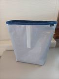 Lunchbag dots light blue
