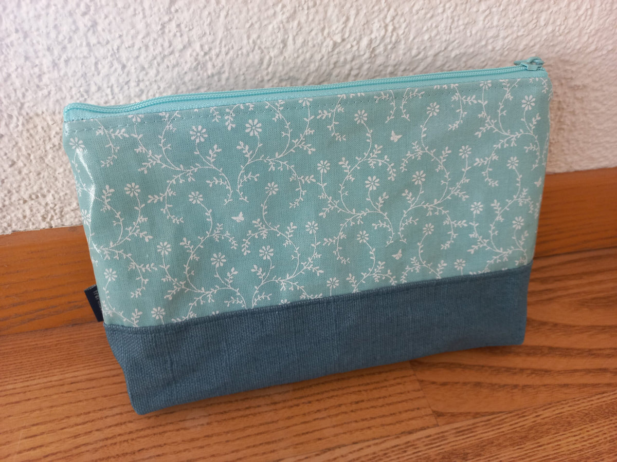 kleines Necessaire Claire aqua