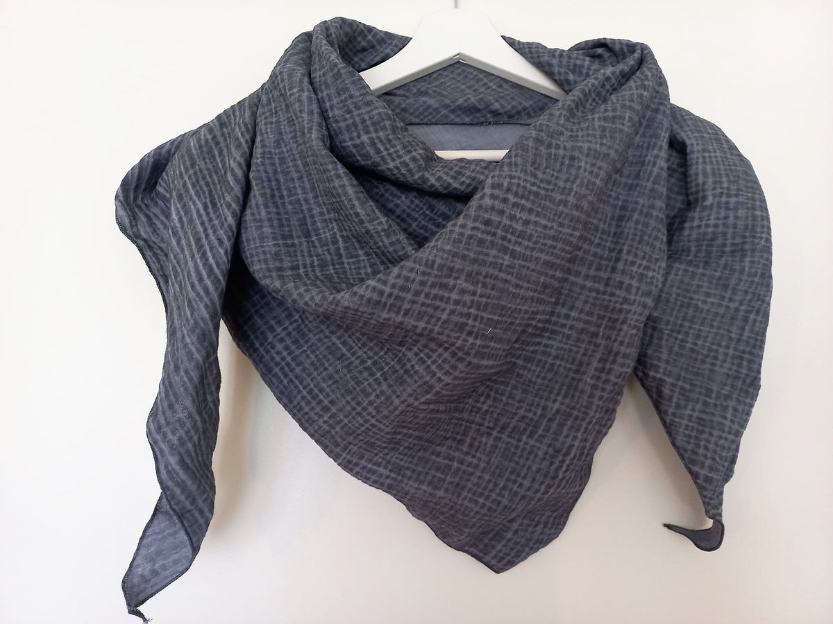 Musselin Dreiecksschal grau - used look