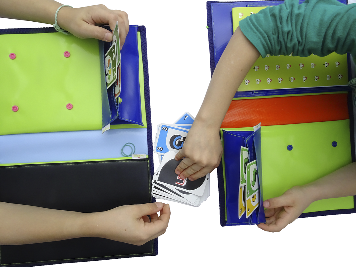 Spielkartenset - 2-in-1 Kartenhalter & -tasche