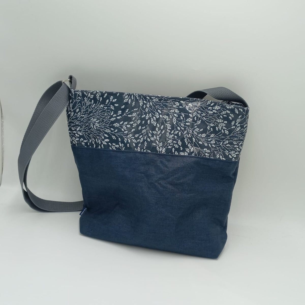 Tasche dunkelblau (mittel)