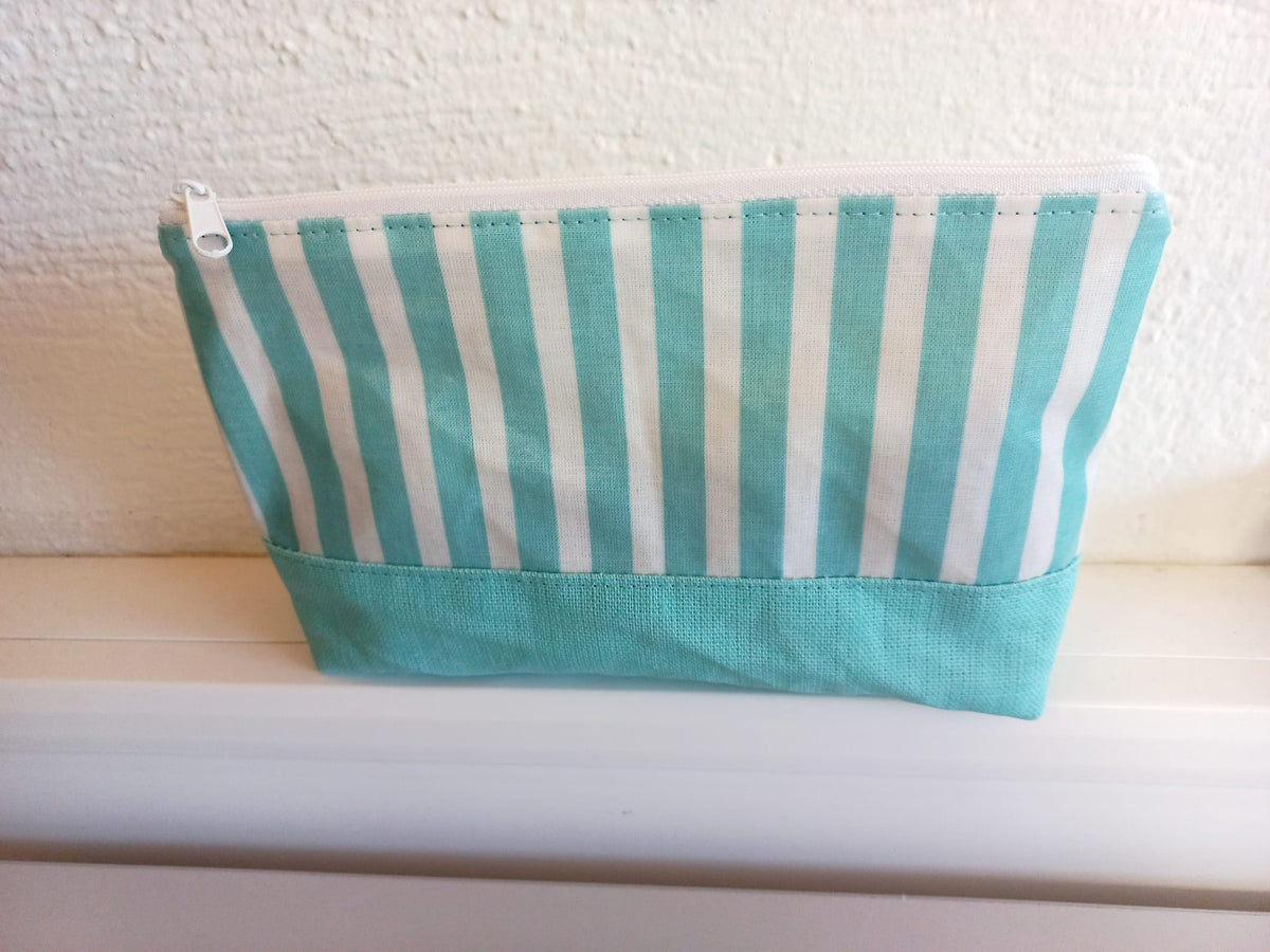 kleines Necessaire türkis gestreift